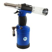 المسامير والكماشة